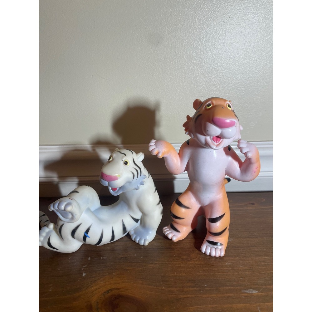 Rubber Tiger toys with marks see details